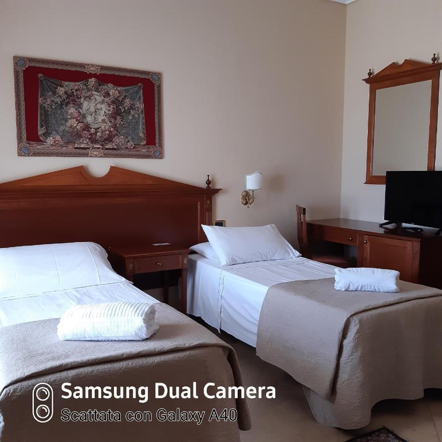 מזרה דל ואלו D'Angelo Palace Hotel מראה חיצוני תמונה