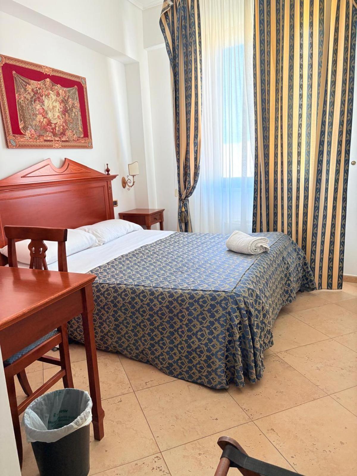 מזרה דל ואלו D'Angelo Palace Hotel מראה חיצוני תמונה