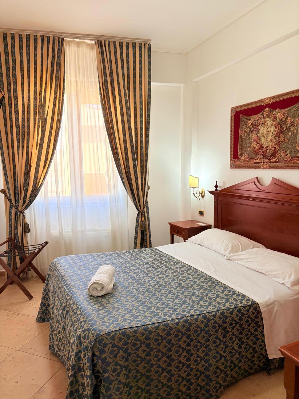מזרה דל ואלו D'Angelo Palace Hotel מראה חיצוני תמונה