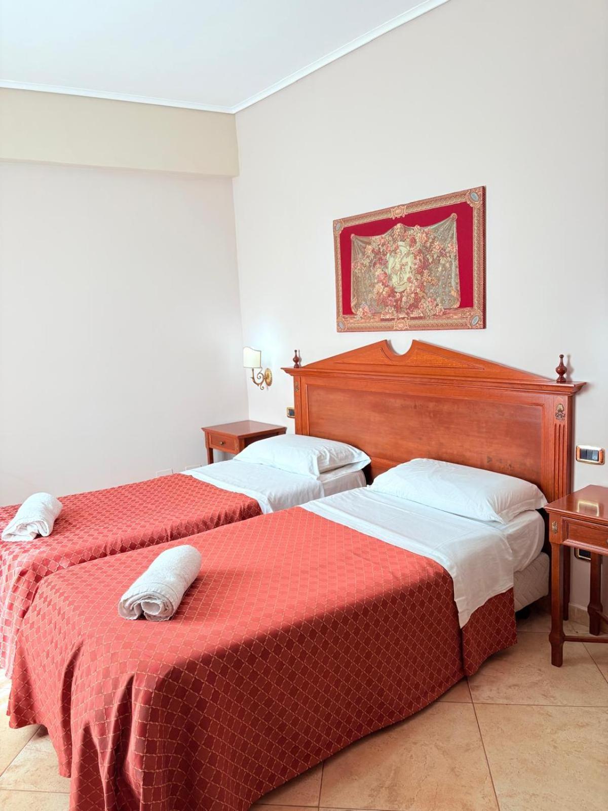 מזרה דל ואלו D'Angelo Palace Hotel מראה חיצוני תמונה