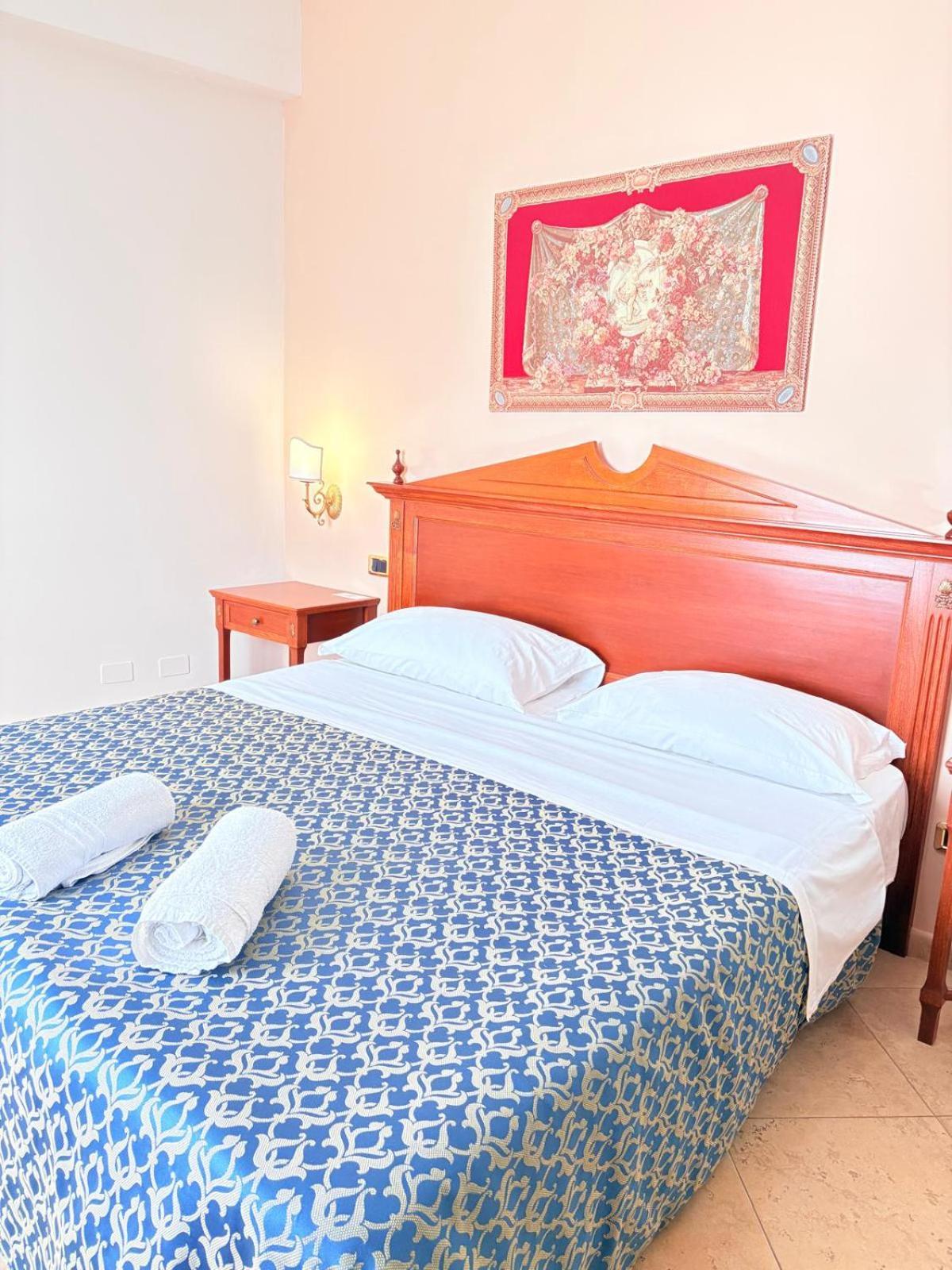 מזרה דל ואלו D'Angelo Palace Hotel מראה חיצוני תמונה
