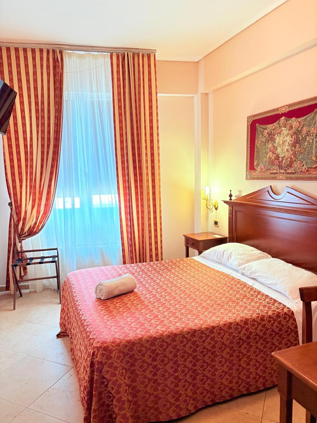 מזרה דל ואלו D'Angelo Palace Hotel מראה חיצוני תמונה