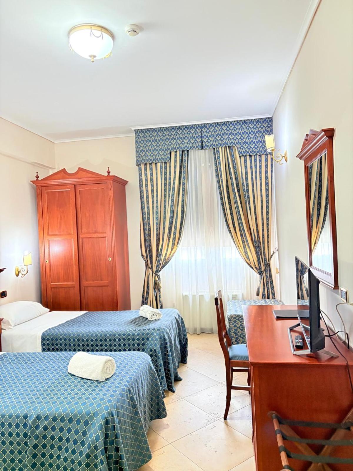 מזרה דל ואלו D'Angelo Palace Hotel מראה חיצוני תמונה